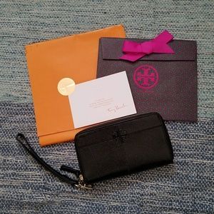 Tory Burch Thea Smartphone Wristlet
